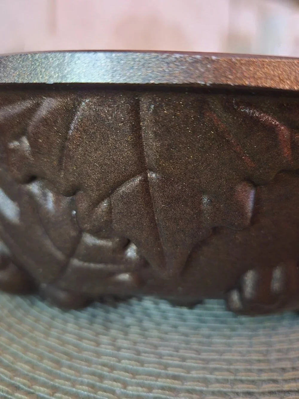 Nordic Ware Fall Harvest Autumn Bundt Pan, Bronze, 10 Cups, Leaves & Acorns
